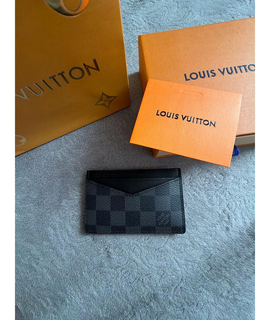 LOUIS VUITTON Серый кожаный кардхолдер, фото 3