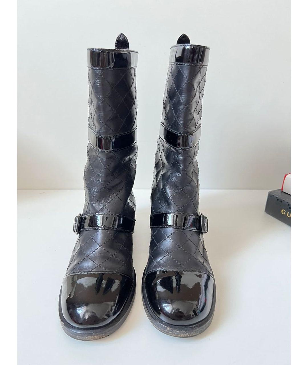 CHANEL Черные кожаные сапоги, фото 3