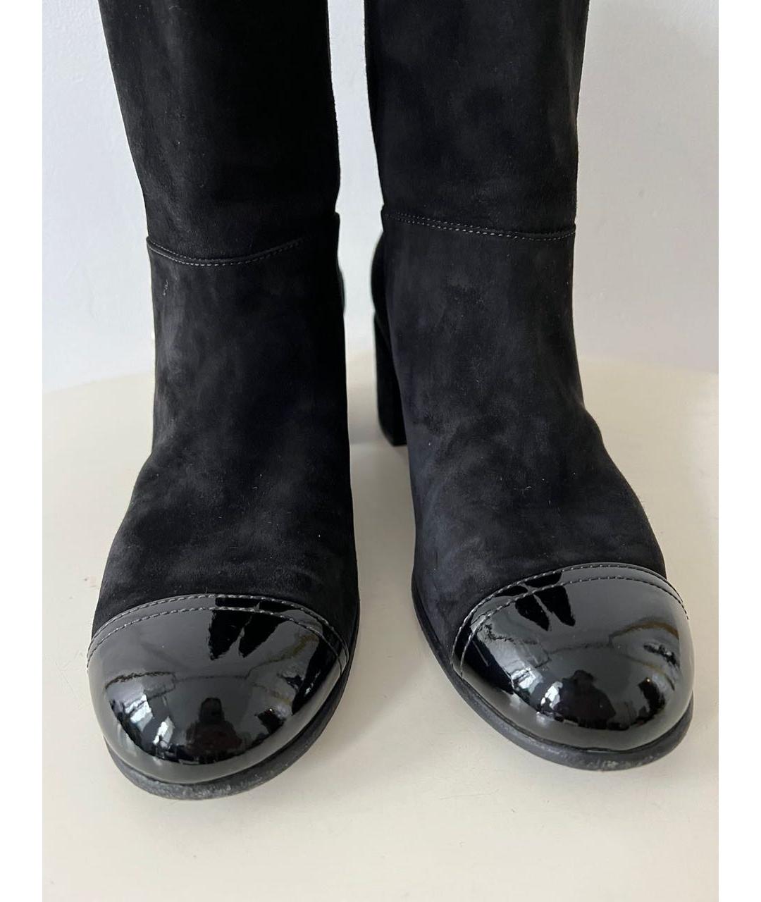 CHANEL Черные замшевые сапоги, фото 2