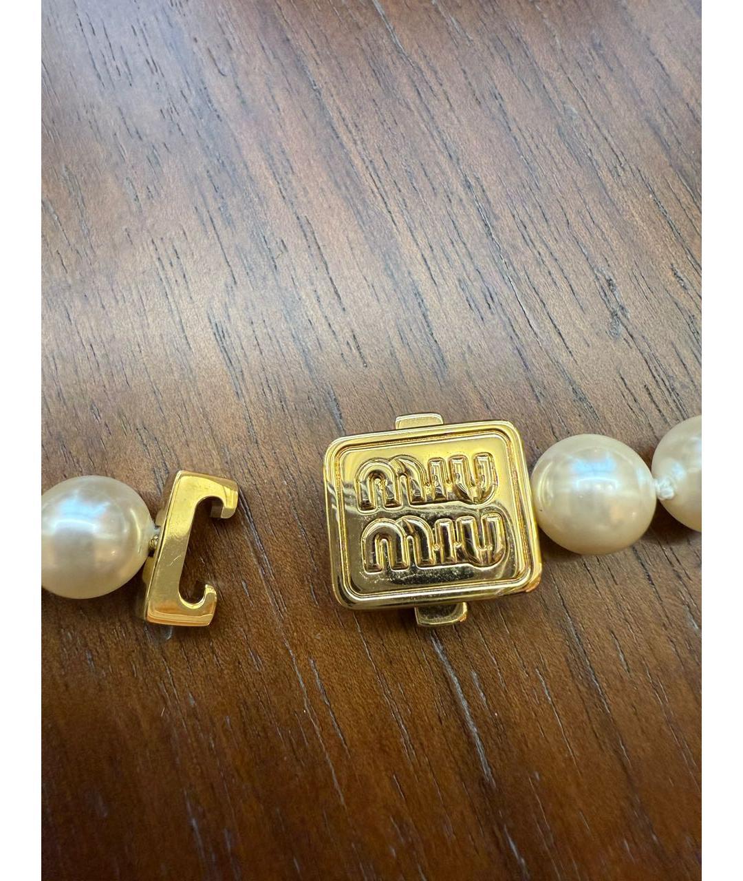 MIU MIU Белое жемчужное колье, фото 2