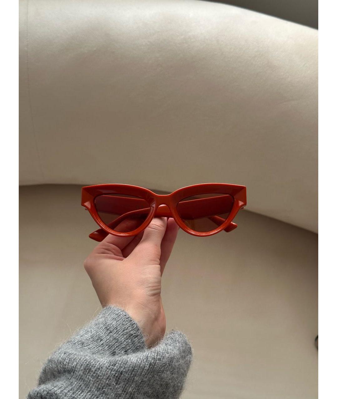 BOTTEGA VENETA Оранжевое пластиковые солнцезащитные очки, фото 8