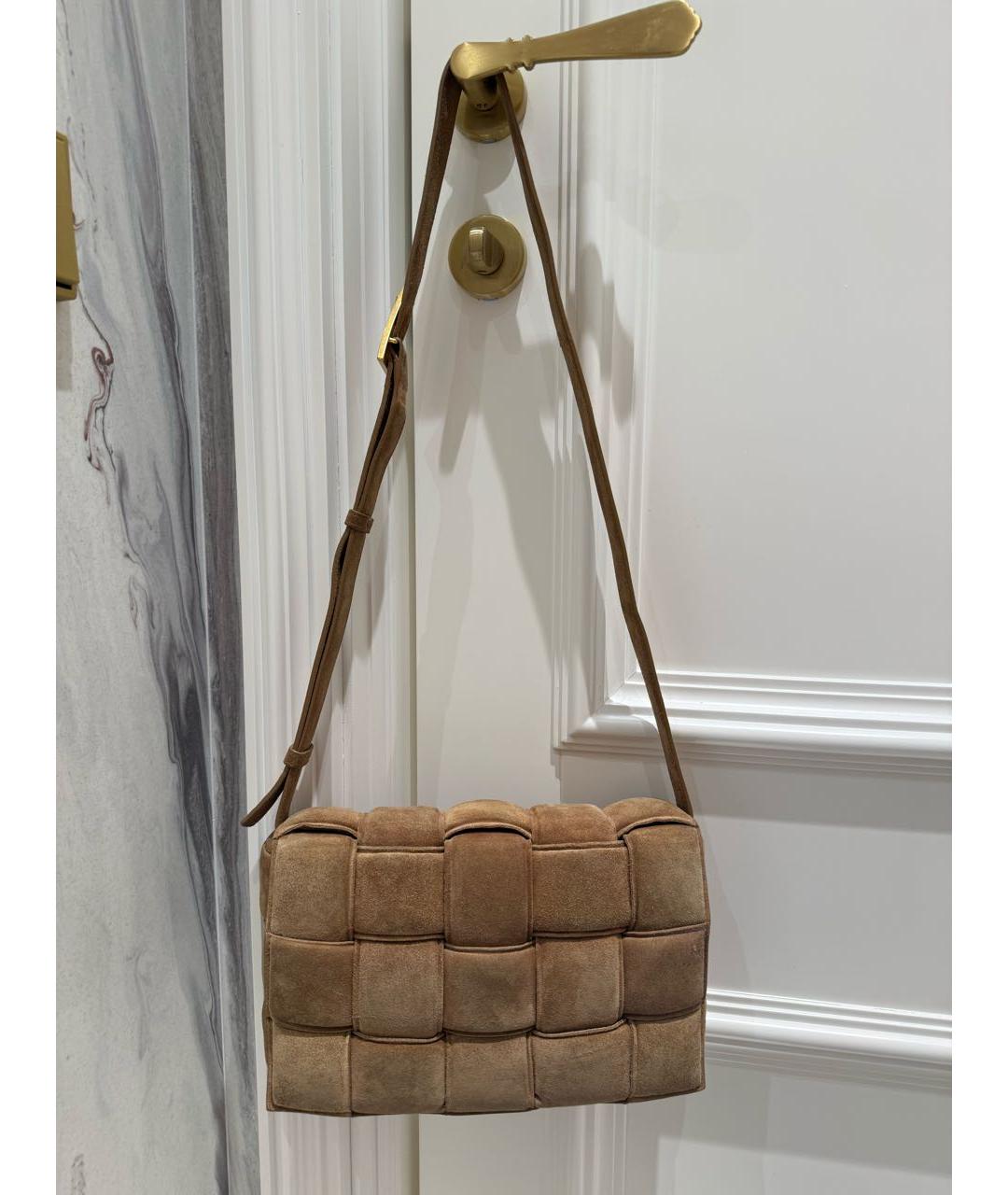 BOTTEGA VENETA Коричневая замшевая сумка через плечо, фото 5