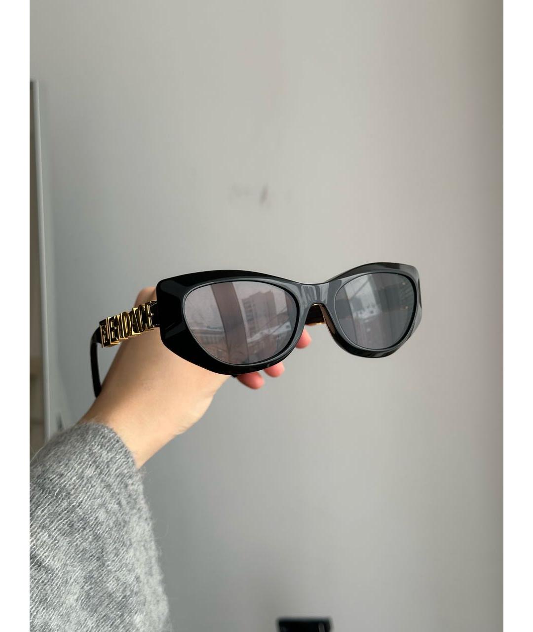 FENDI Черные пластиковые солнцезащитные очки, фото 2