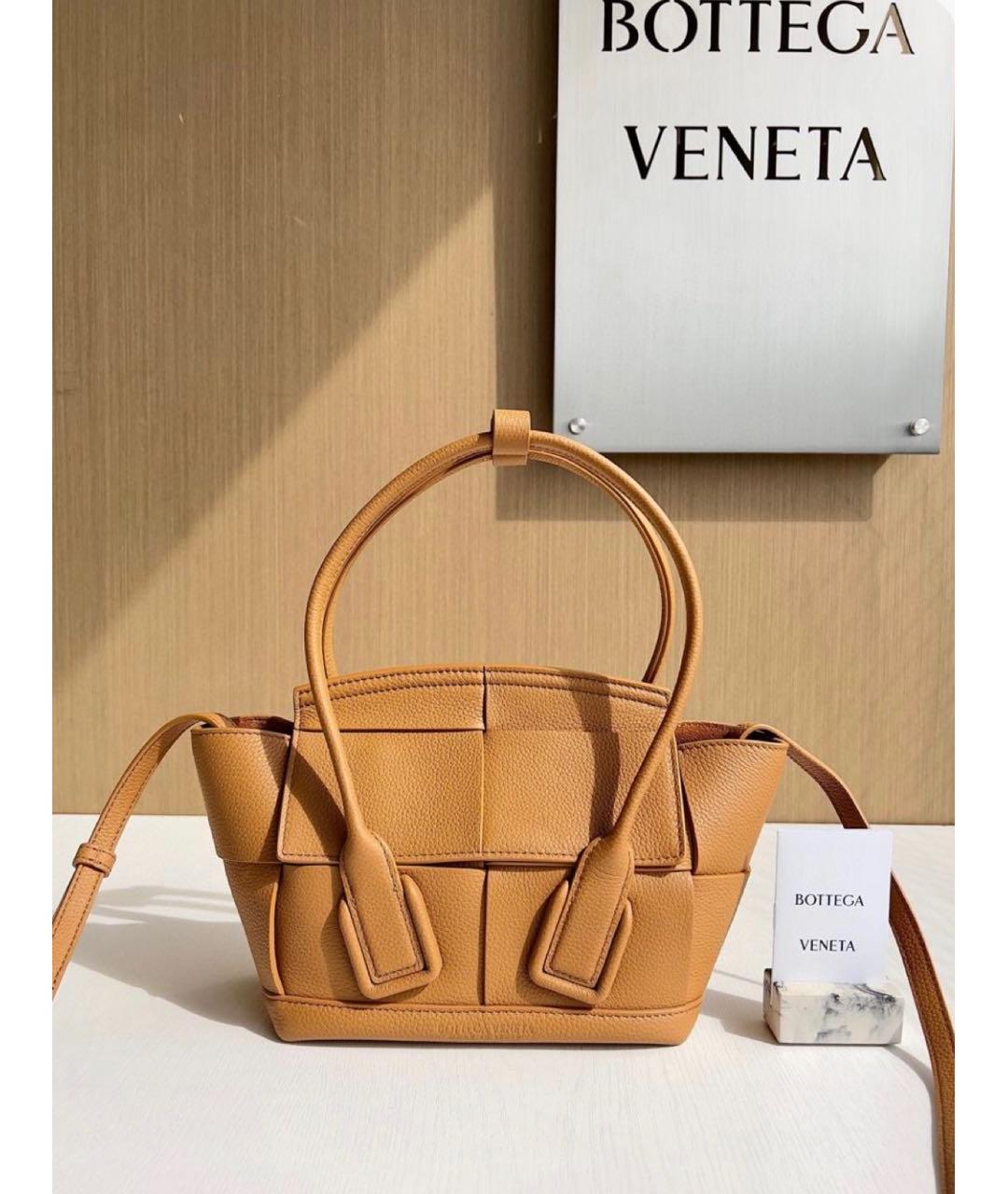 BOTTEGA VENETA Коричневая кожаная сумка с короткими ручками, фото 8