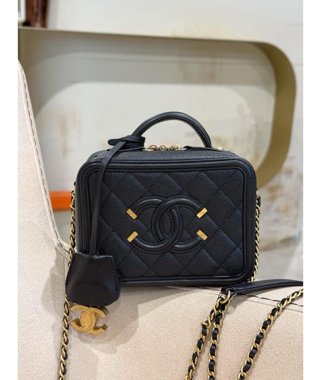 CHANEL Черная кожаная сумка через плечо, фото 2