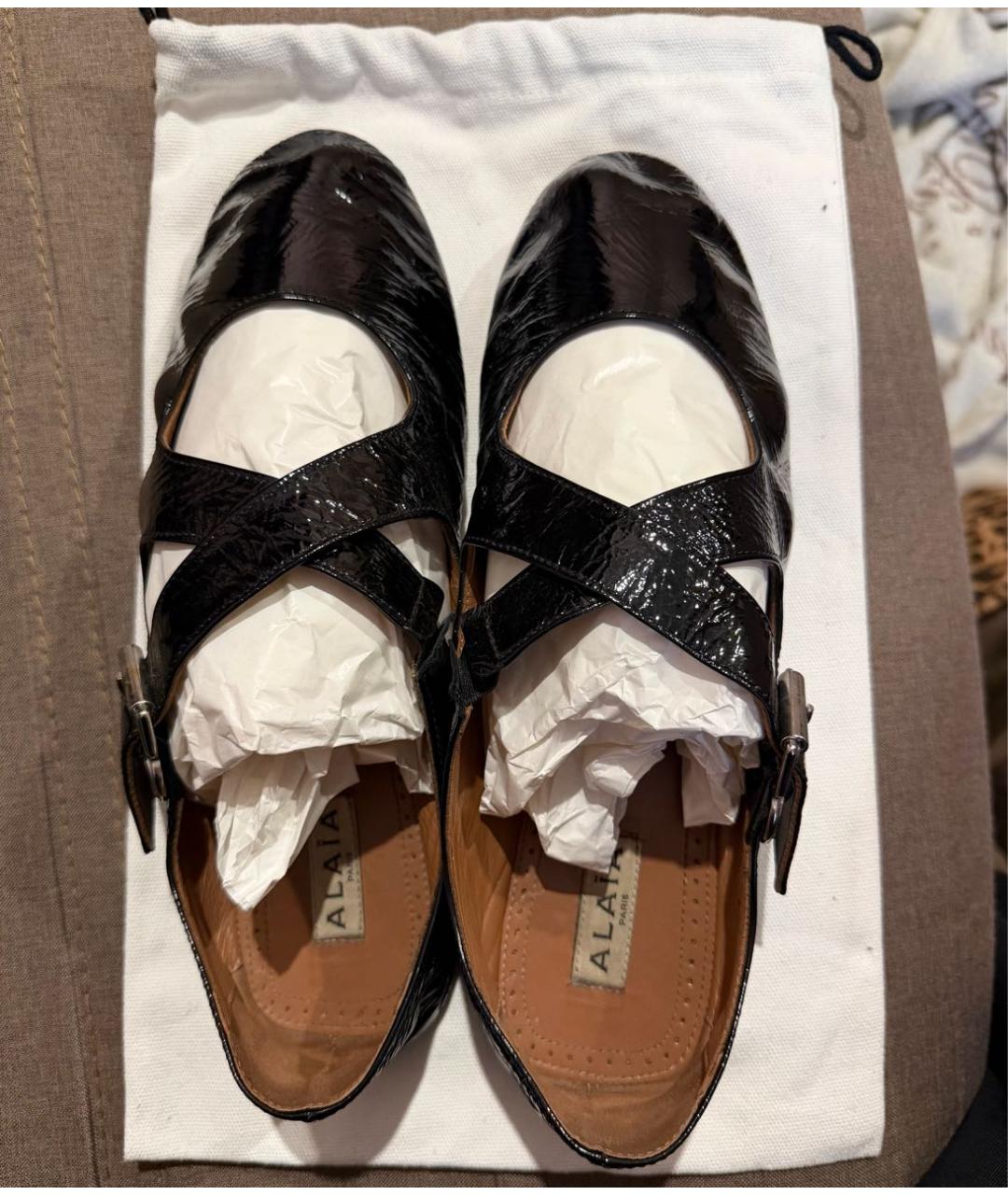 ALAIA Черные балетки из лакированной кожи, фото 4