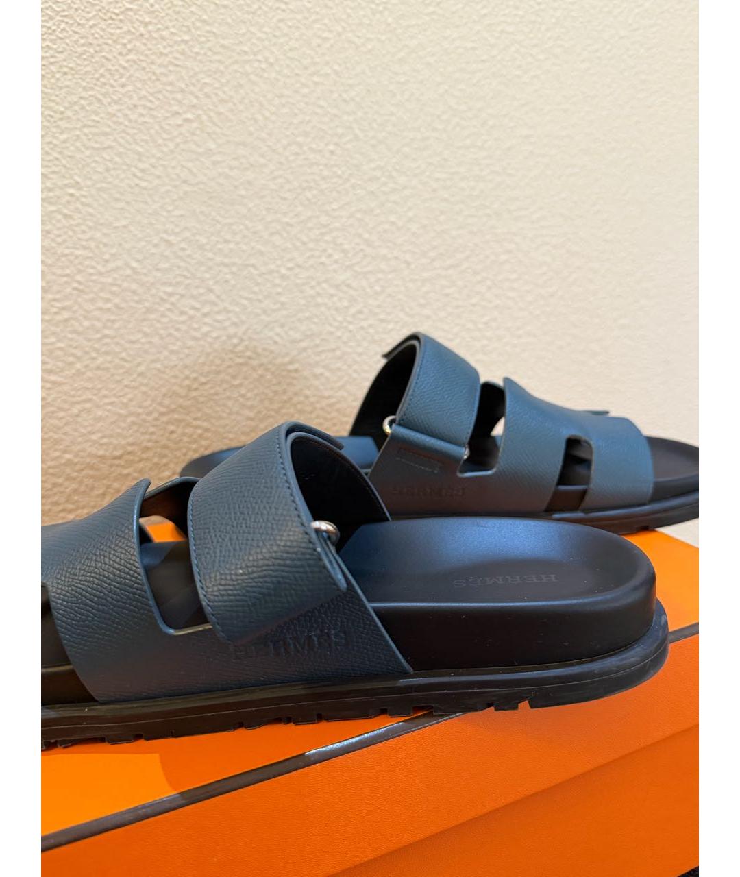 HERMES Темно-синие кожаные сандалии, фото 3