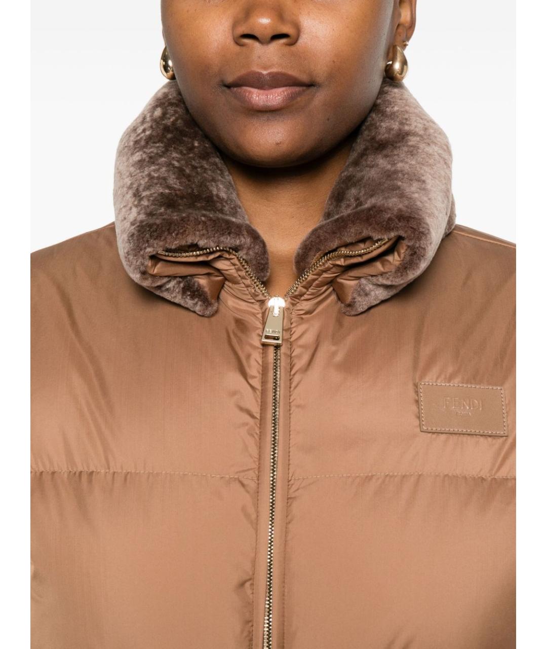 FENDI Коричневый полиэстеровый пуховик, фото 2