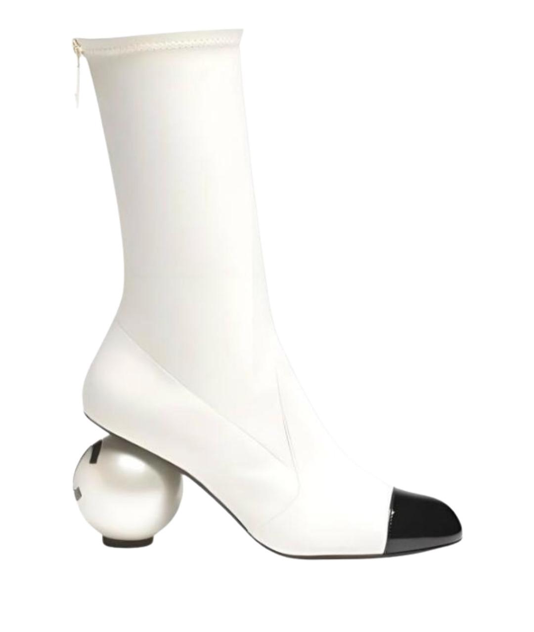 CHANEL Белые кожаные сапоги, фото 1