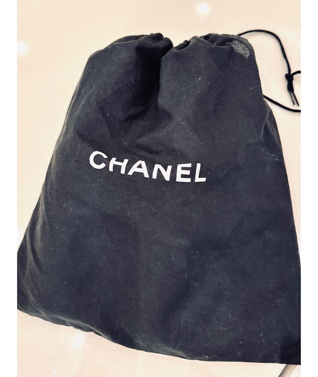 CHANEL Бежевые лоферы из лакированной кожи, фото 5