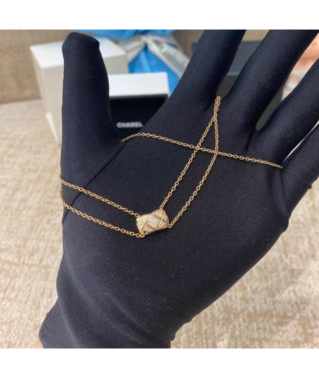 CHANEL Золотой кулон из желтого золота, фото 4