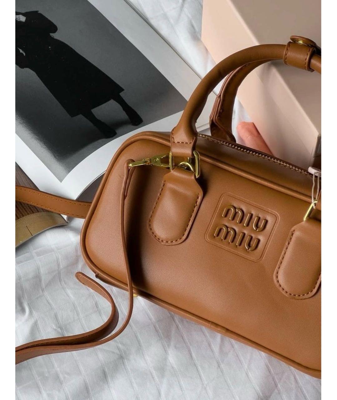 MIU MIU Коричневая кожаная сумка с короткими ручками, фото 5