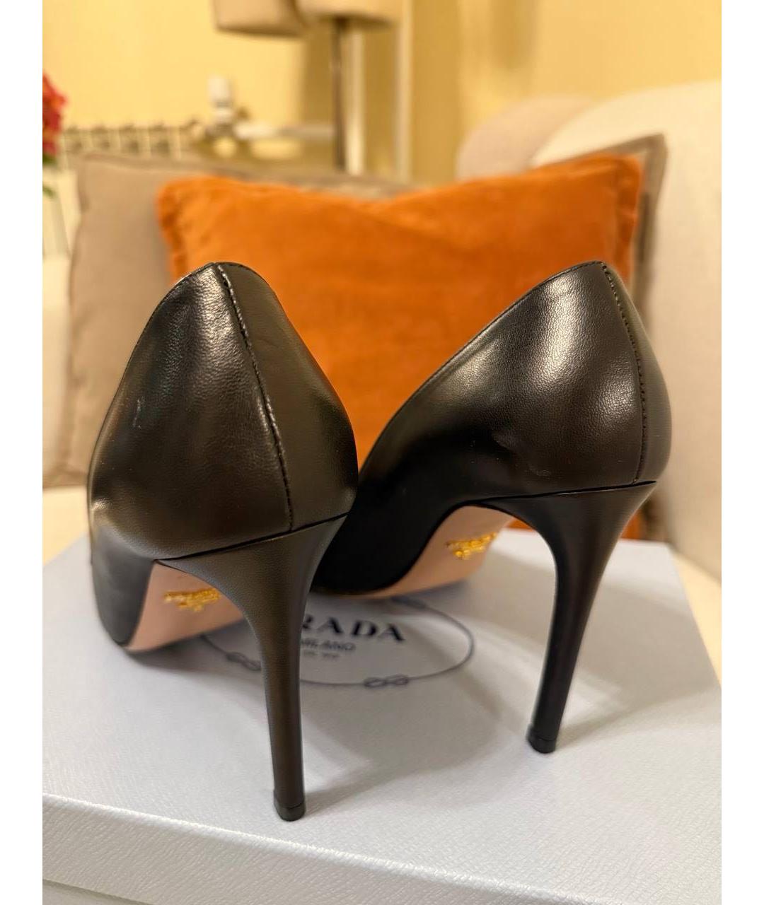 PRADA Черные кожаные лодочки на низком каблуке, фото 3