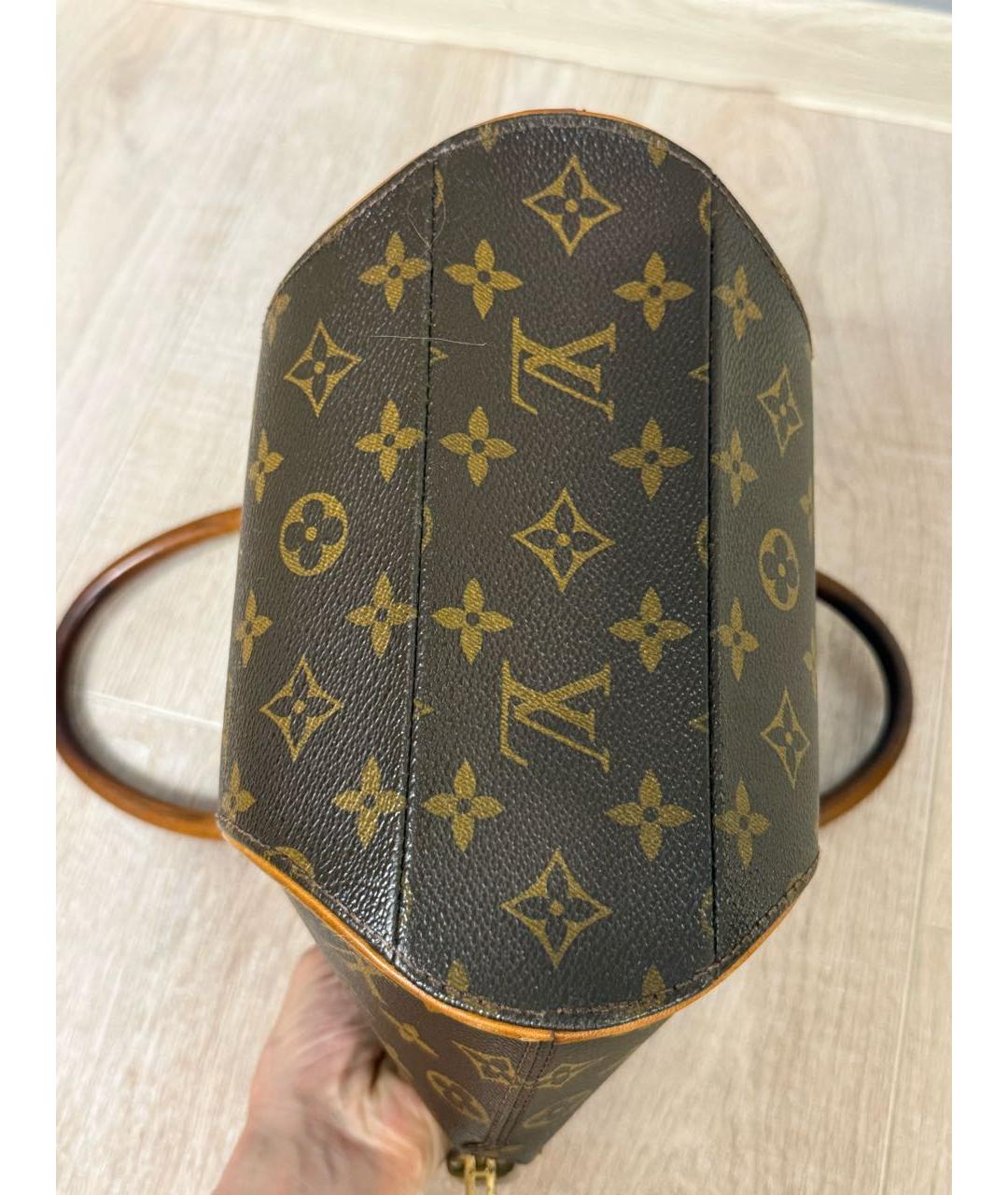 LOUIS VUITTON Коричневая кожаная сумка с короткими ручками, фото 5