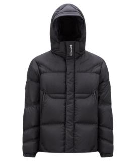 MONCLER Пуховик