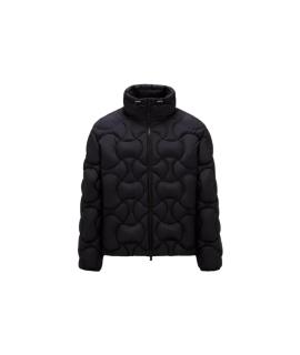 MONCLER Пуховик