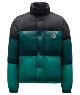 MONCLER Пуховик