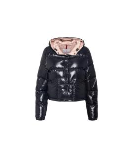 MONCLER Пуховик