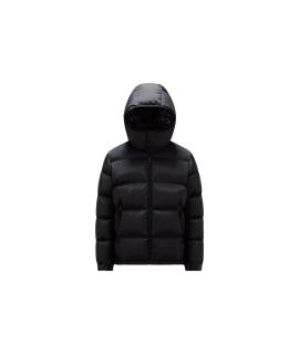 MONCLER Пуховик