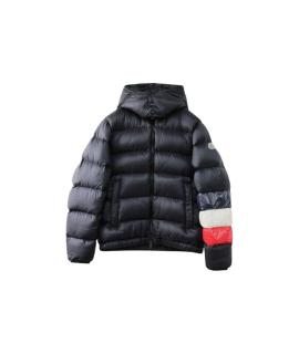 MONCLER Пуховик
