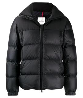 MONCLER Пуховик