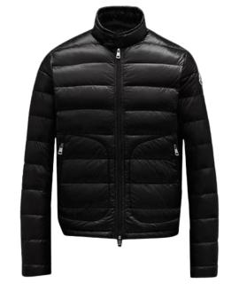 MONCLER Пуховик