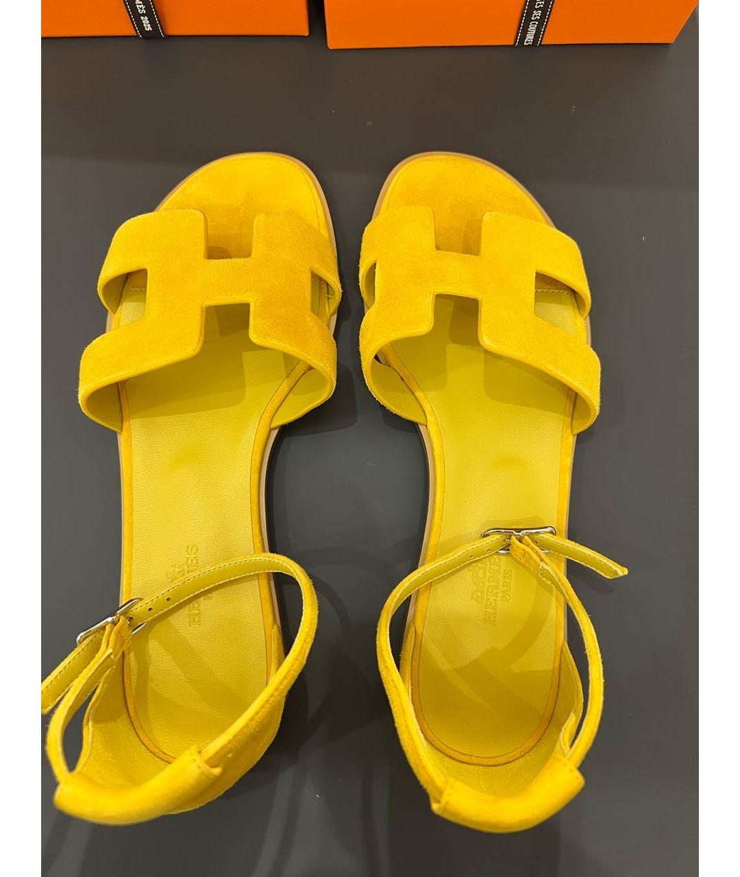 HERMES Желтые замшевые сандалии, фото 3