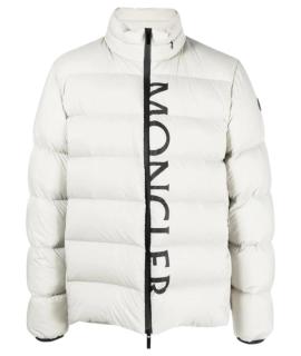 MONCLER Пуховик