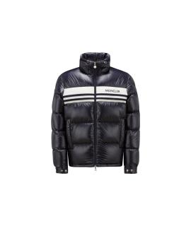 MONCLER Пуховик