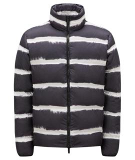 MONCLER Пуховик