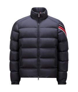 MONCLER Пуховик