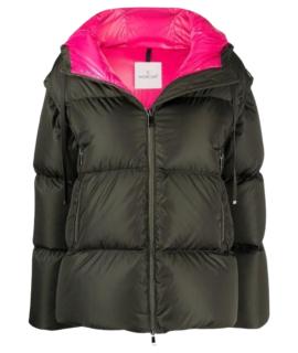 MONCLER Пуховик