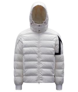 MONCLER Пуховик