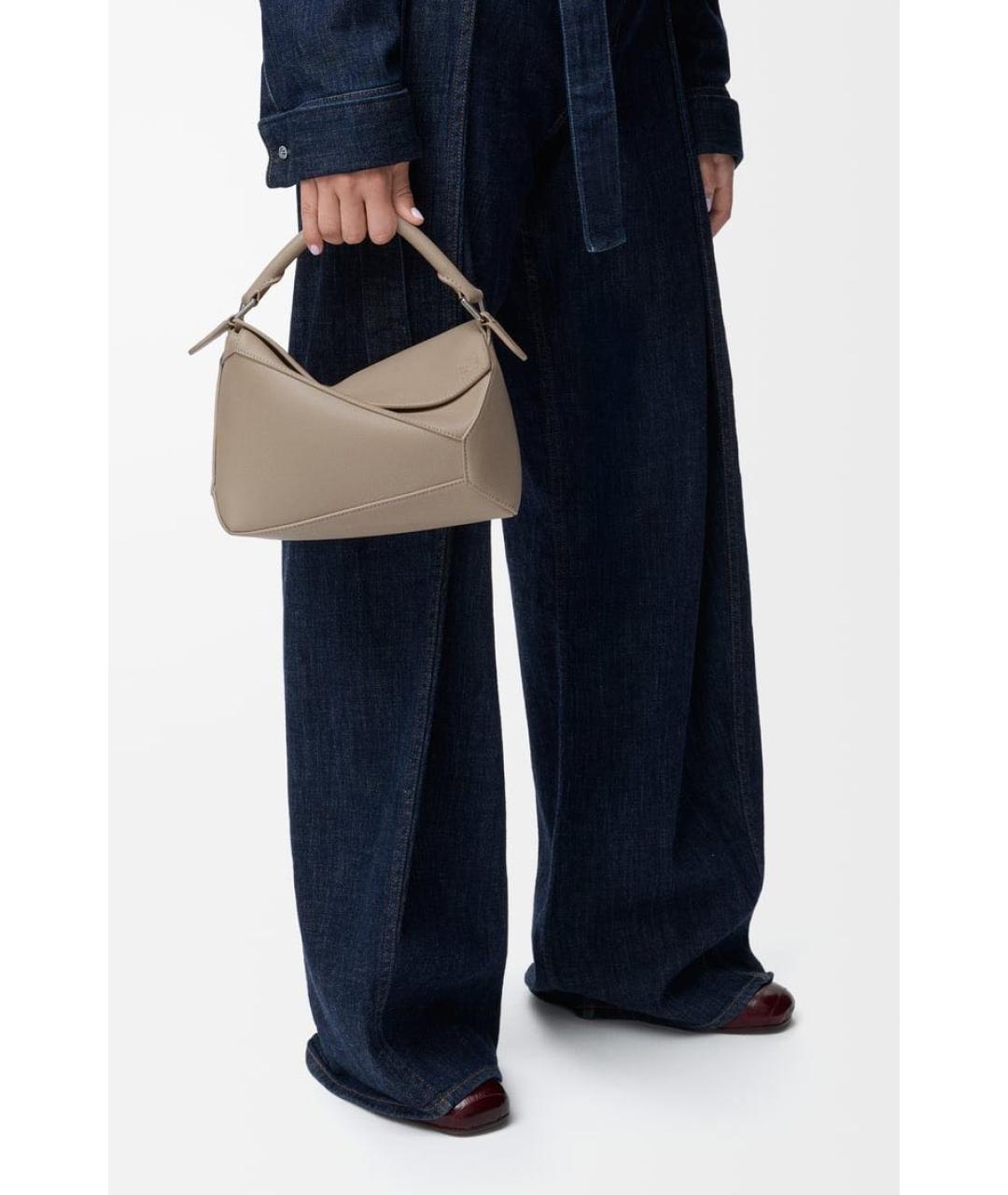 LOEWE Бежевая кожаная сумка через плечо, фото 3