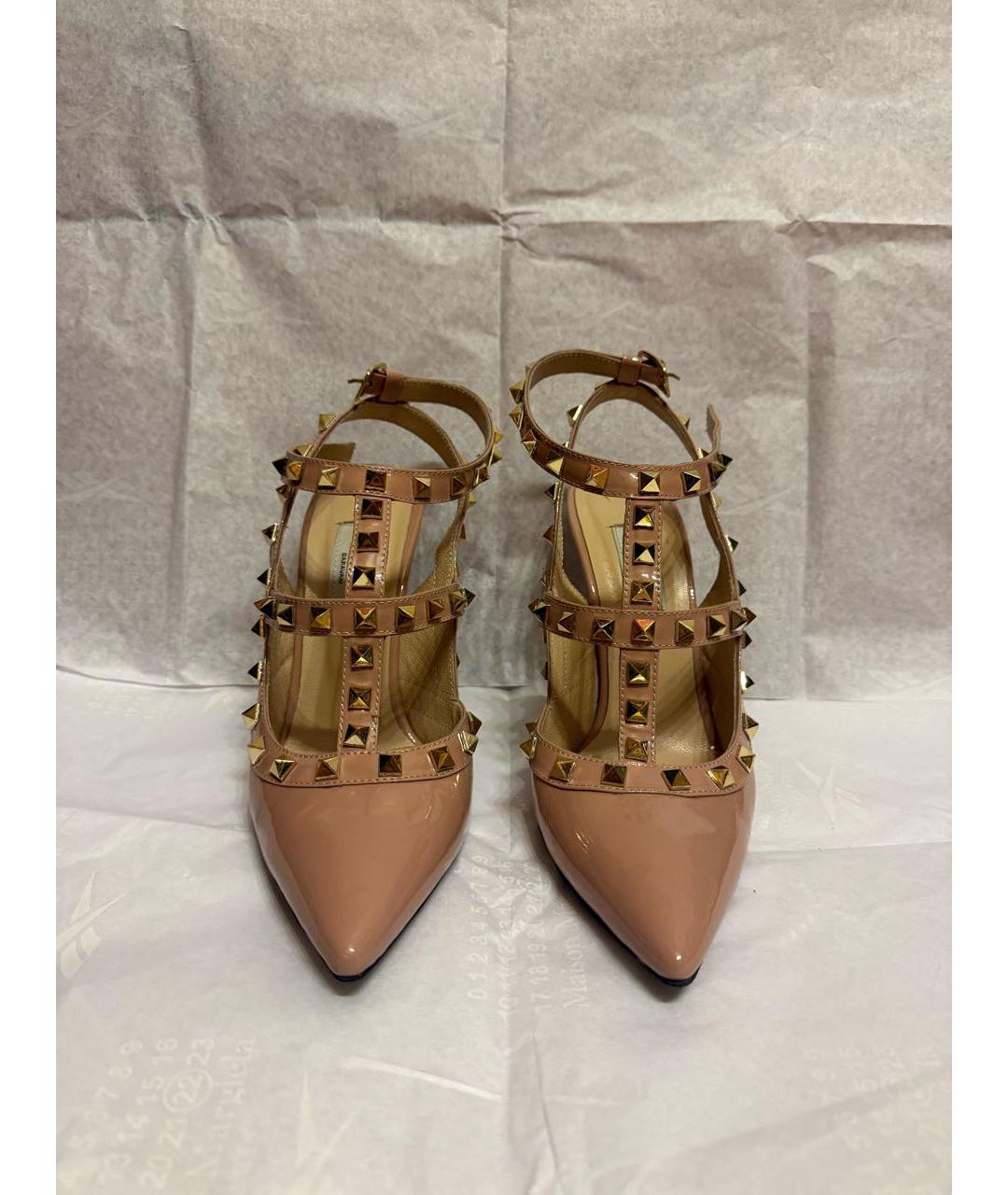 VALENTINO Бежевые туфли из лакированной кожи, фото 2