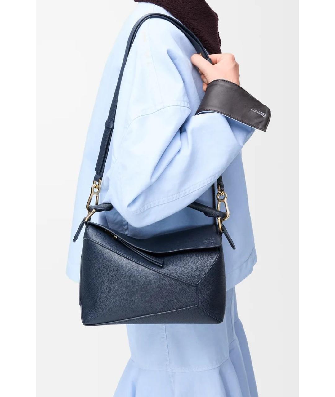 LOEWE Темно-синяя кожаная сумка с короткими ручками, фото 3