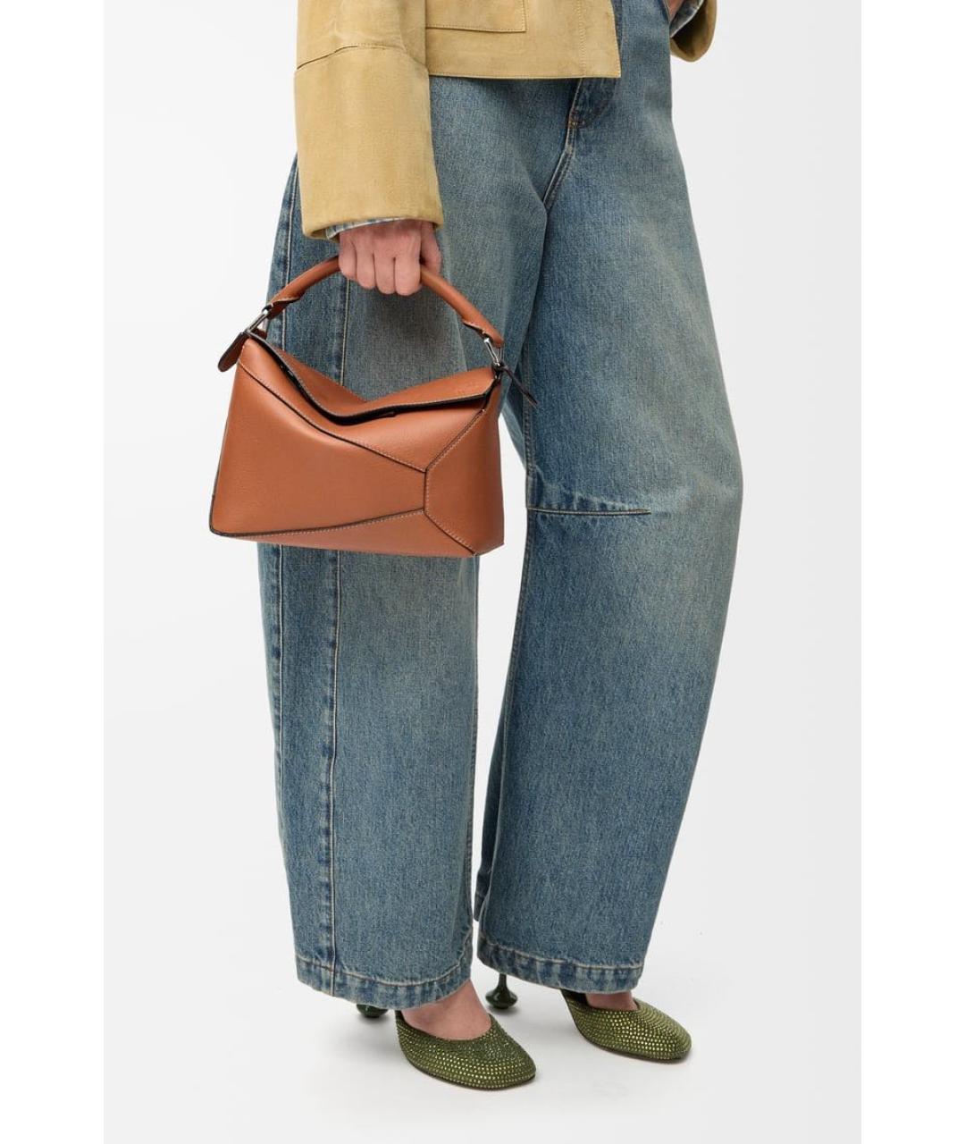 LOEWE Коричневая кожаная сумка с короткими ручками, фото 3