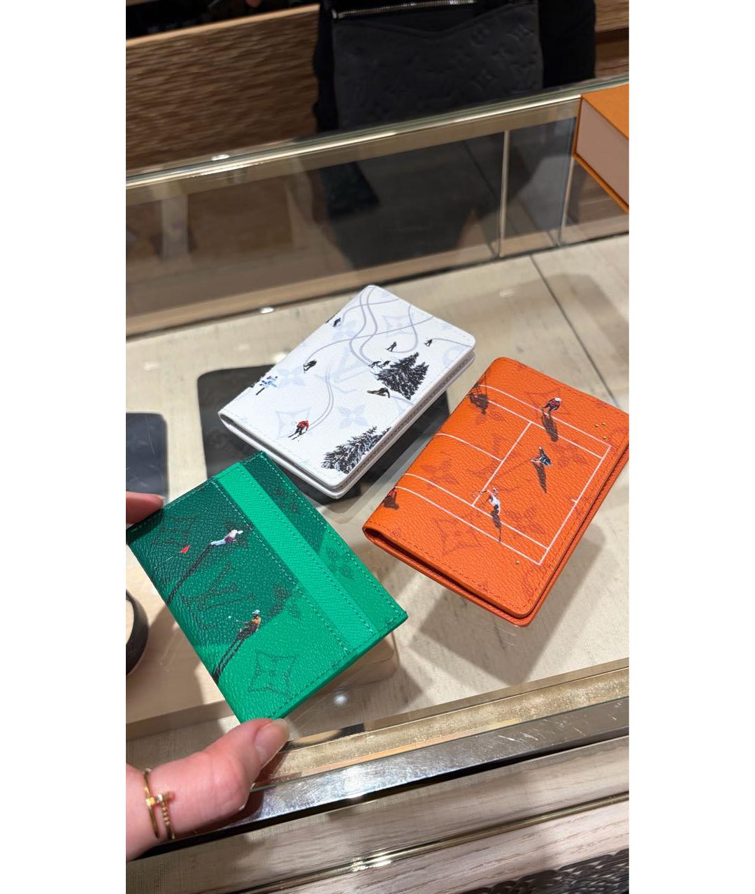 LOUIS VUITTON Белый кожаный кардхолдер, фото 5