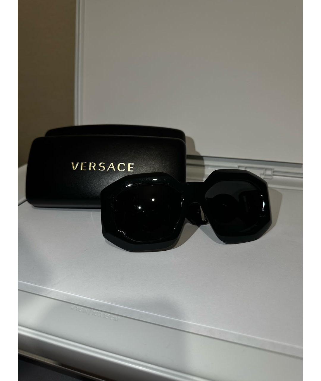 VERSACE Черные пластиковые солнцезащитные очки, фото 6