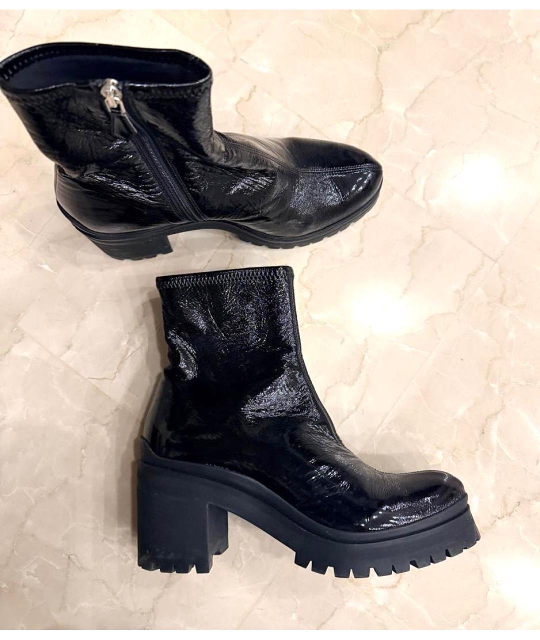 MIU MIU Черные ботильоны из лакированной кожи, фото 6