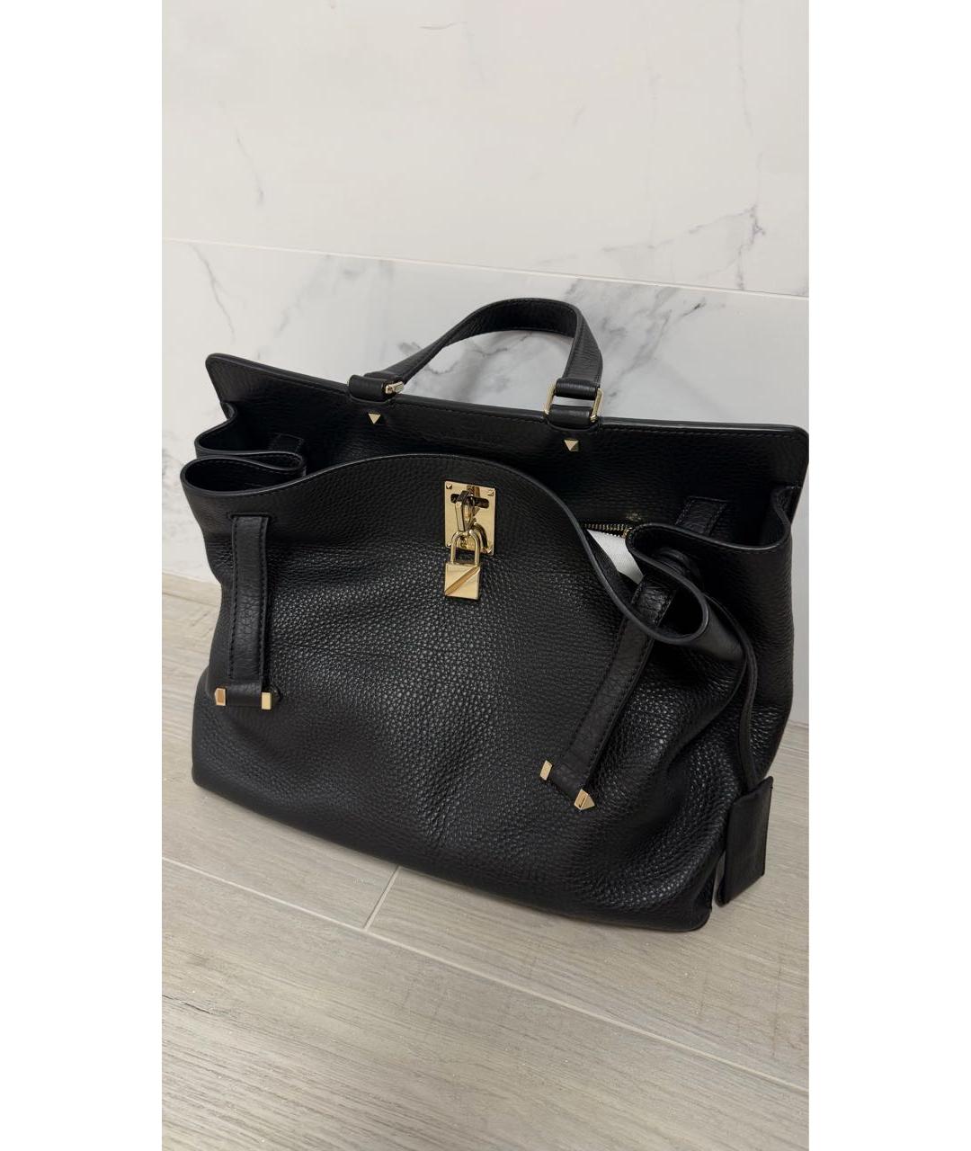 VALENTINO Черная кожаная сумка с короткими ручками, фото 5