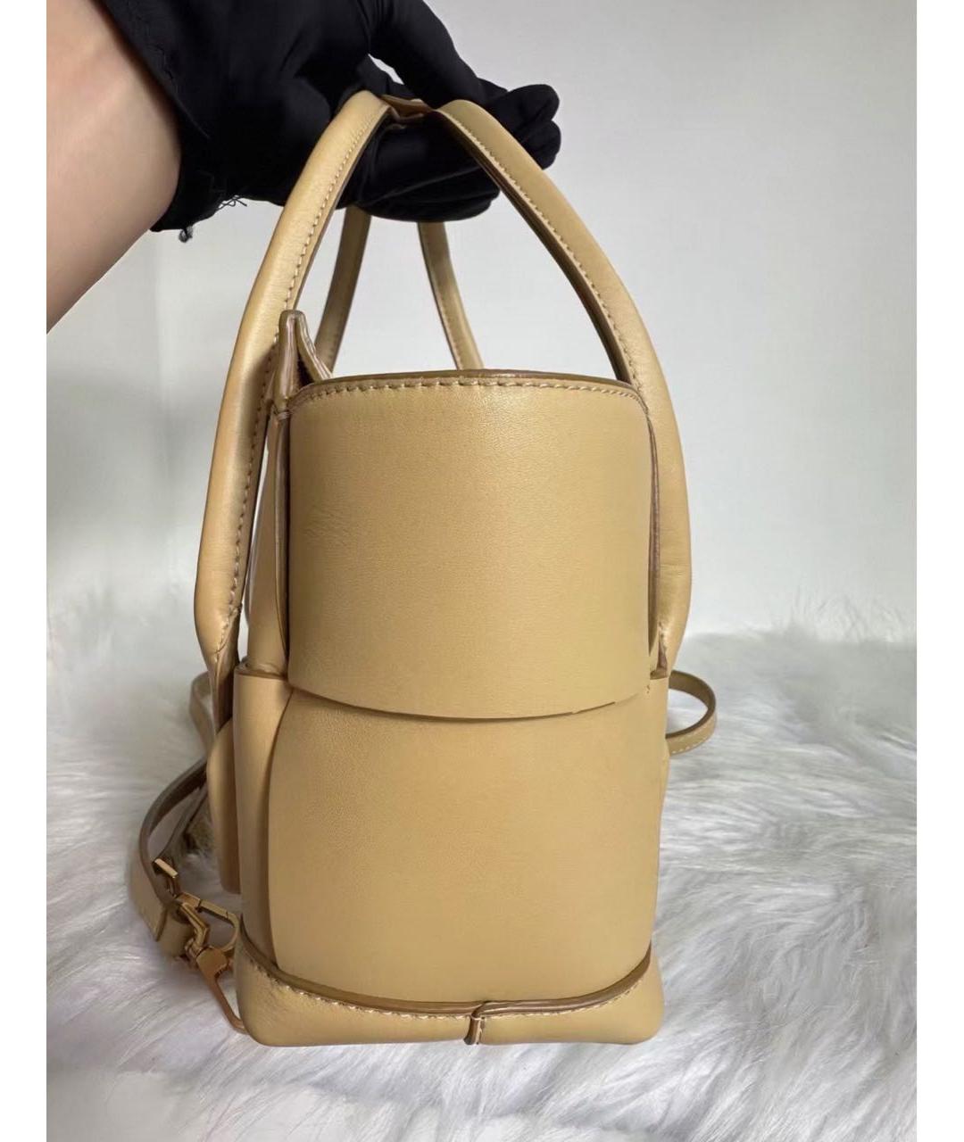 BOTTEGA VENETA Горчичная кожаная сумка с короткими ручками, фото 6