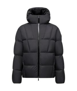 MONCLER Пуховик