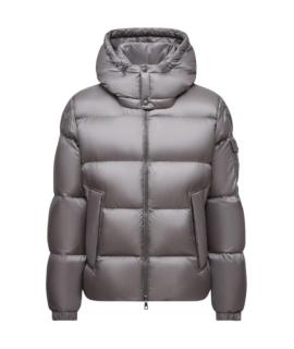 MONCLER Пуховик