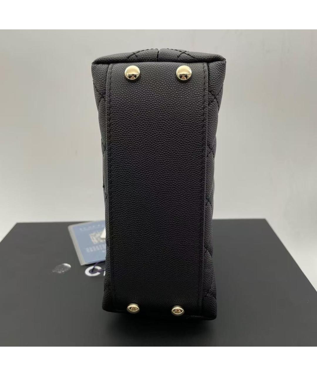 CHANEL Черная кожаная сумка с короткими ручками, фото 6