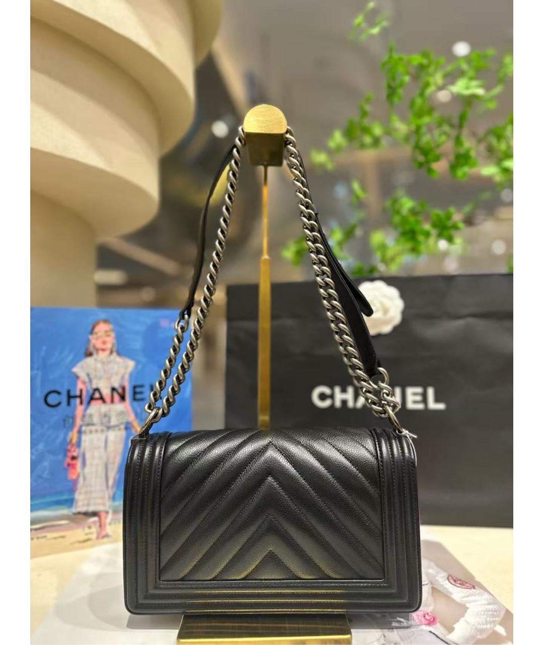 CHANEL Черная кожаная сумка через плечо, фото 7