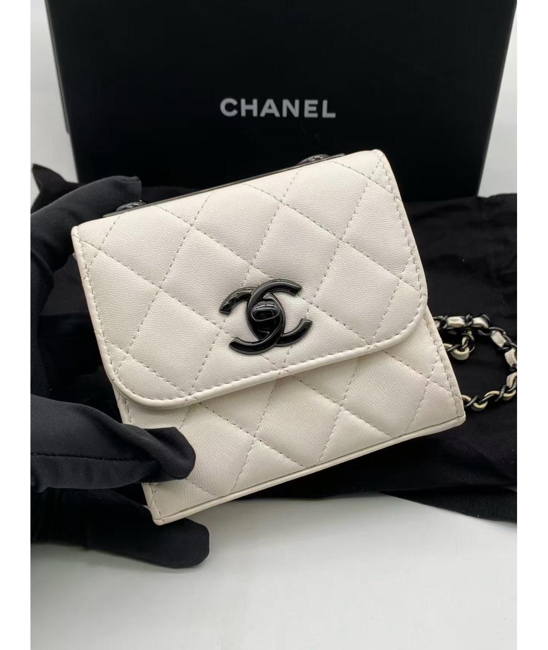 CHANEL Белая кожаная сумка через плечо, фото 2