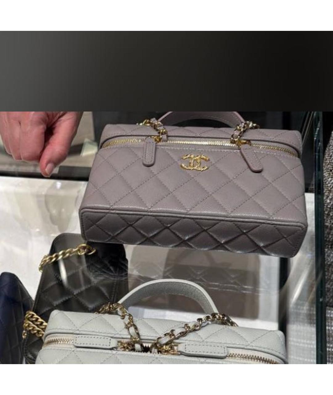 CHANEL Серая кожаная сумка через плечо, фото 3