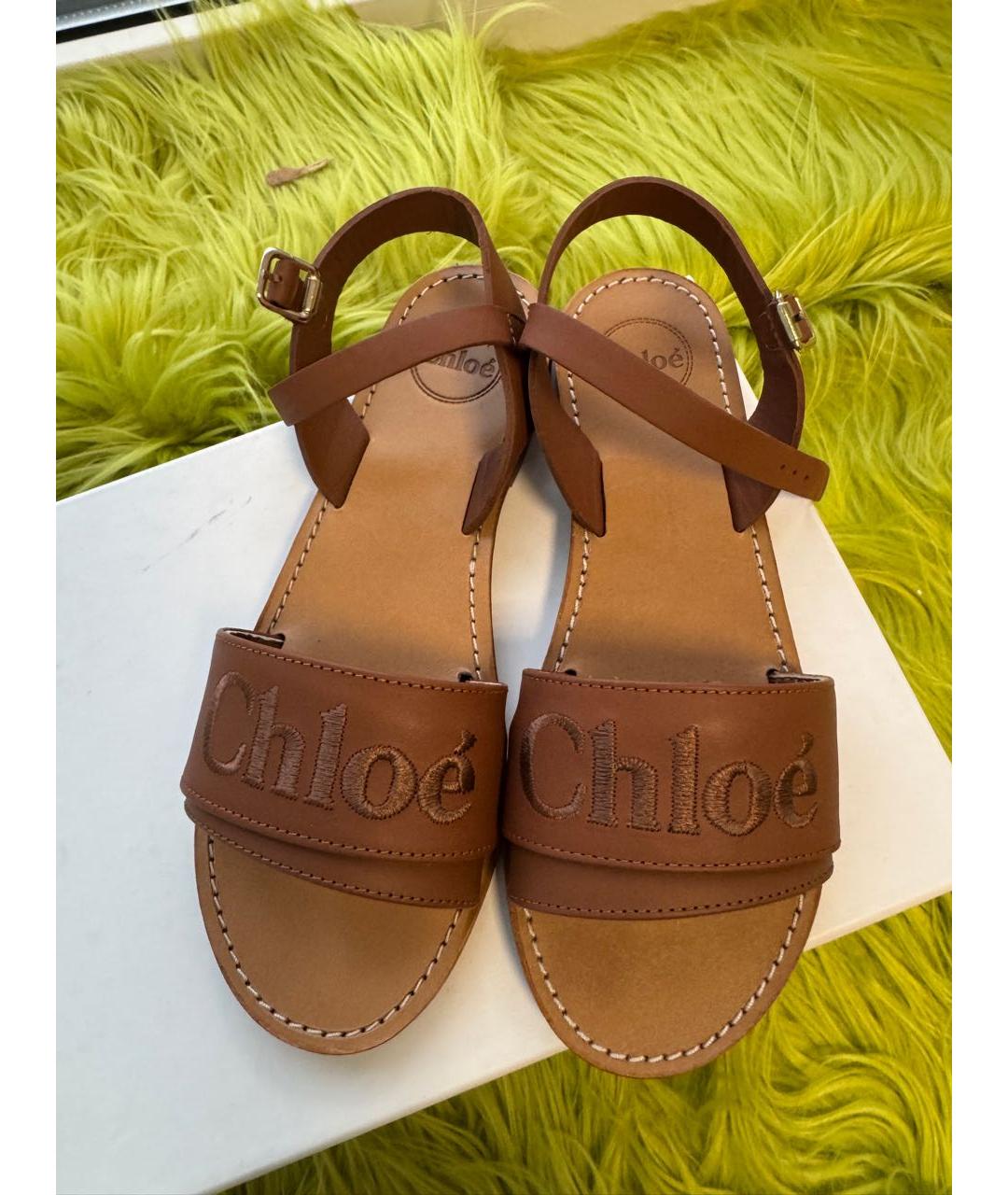 CHLOE Коричневые кожаные сандалии, фото 3