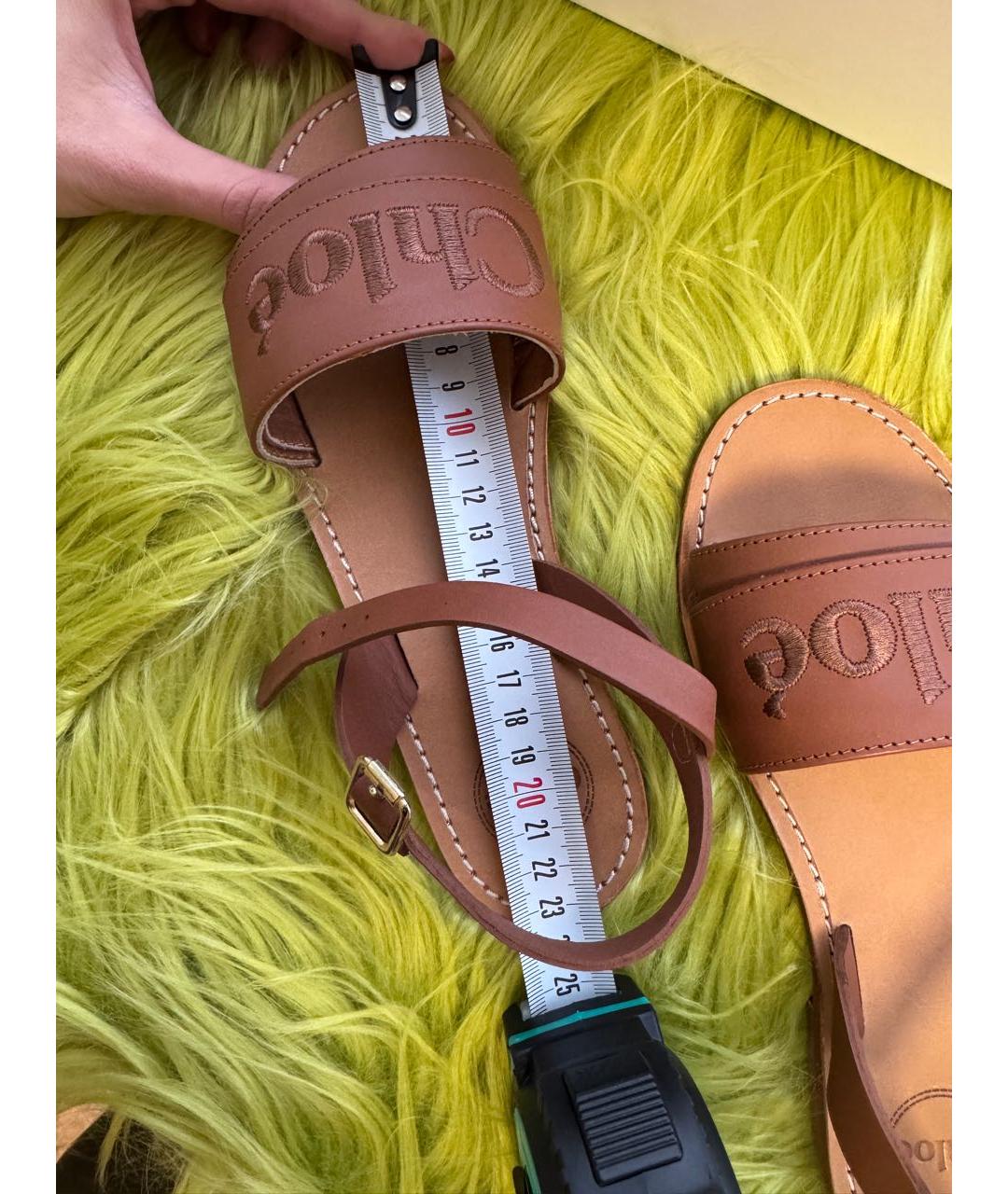 CHLOE Коричневые кожаные сандалии, фото 8